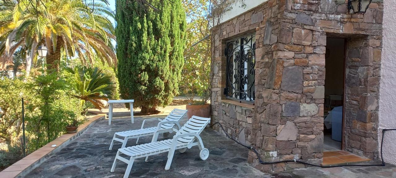 Appartement Et Sa Grande Terrasse En Rez De Jardin Saint Aygulf Exterior photo